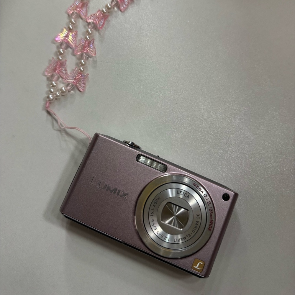 LUMIX digital camera [Panasonic DMC FX33]